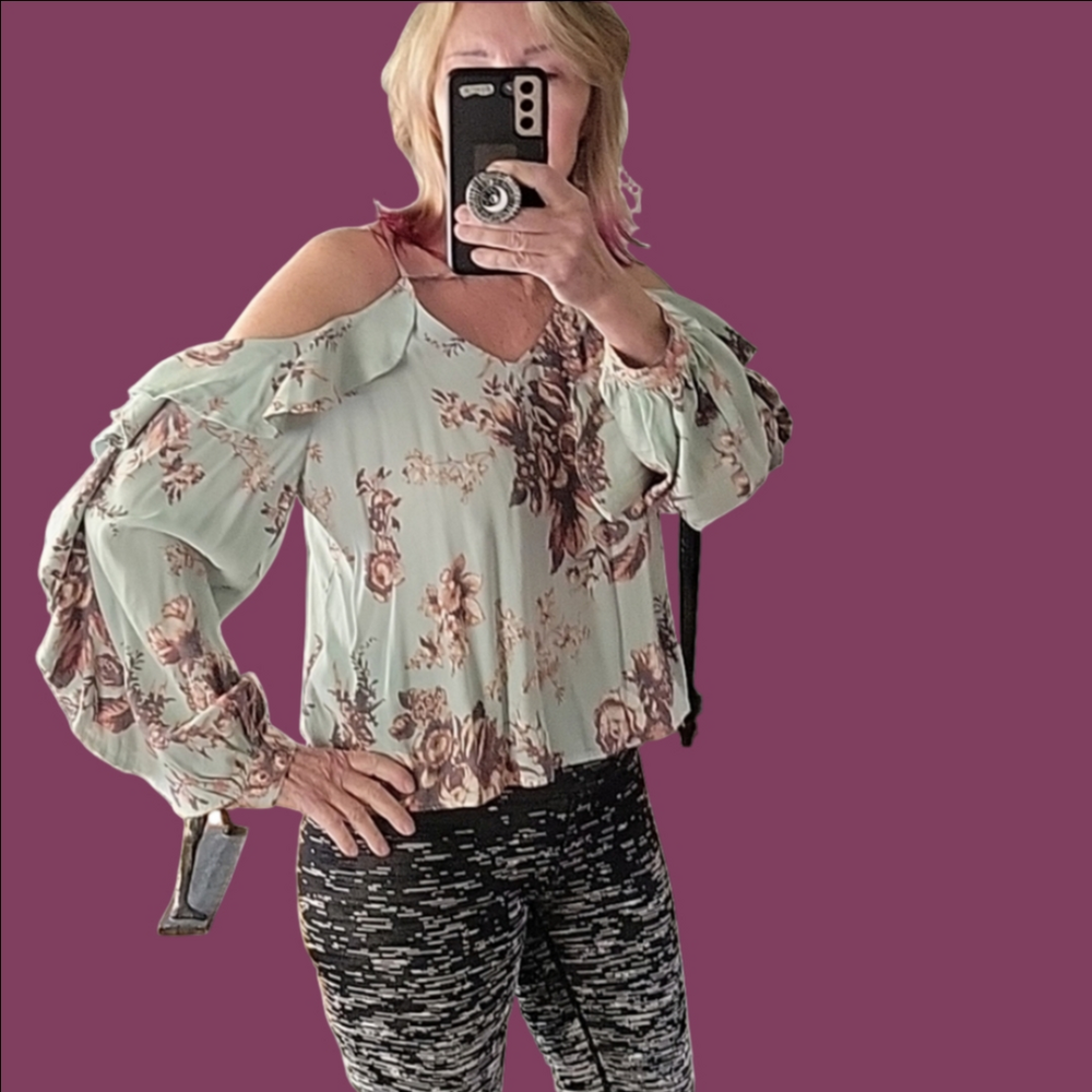 Floral cold shoulder blouse